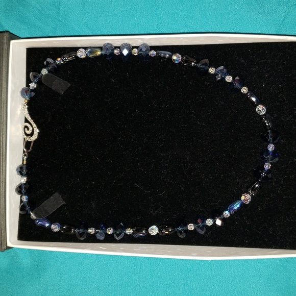 Navy Blue Swarovski Crystal Necklace. One of a kind. Brand New - Picture 1 of 10